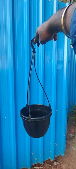 pots